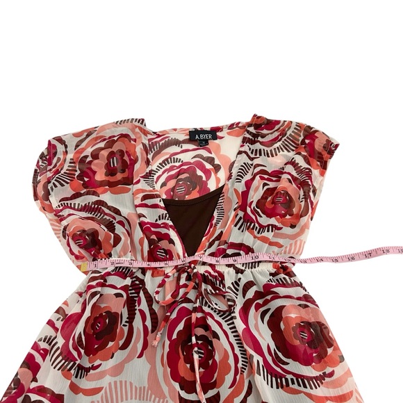 A. Byer Multicolor Rose Floral Tunic Top With Attached Brown Tank Top Size M - Picture 9 of 12